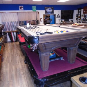 8' Brunswick Glenwood Pool Table